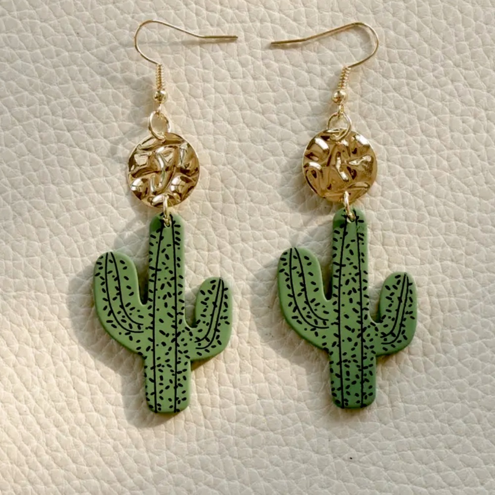 Set of Acrylic Dangling Green Cactus Earrings